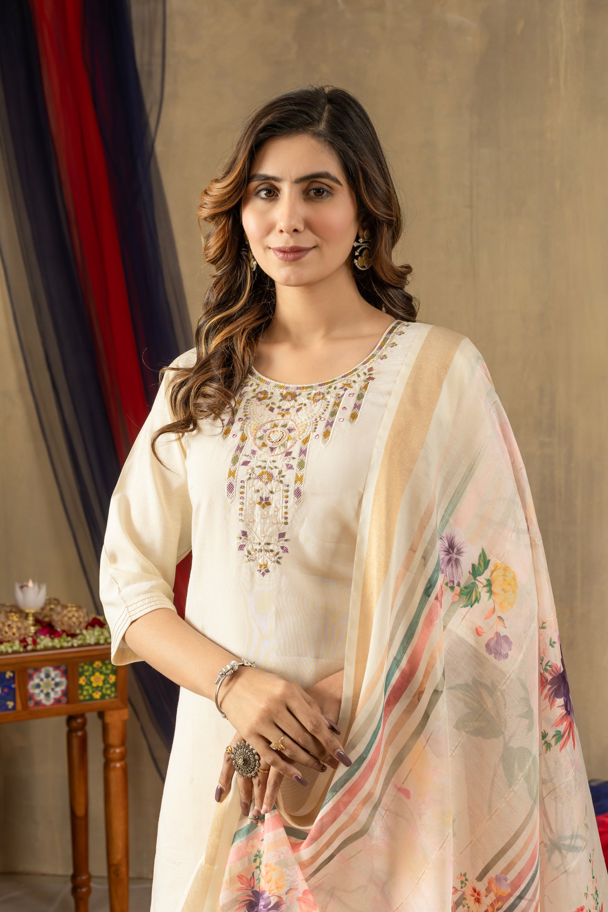 Off White Shimmer Gold Silk Kurti Set with Floral Muslin Dupatta – Kesarii Festive Ethnic Wear