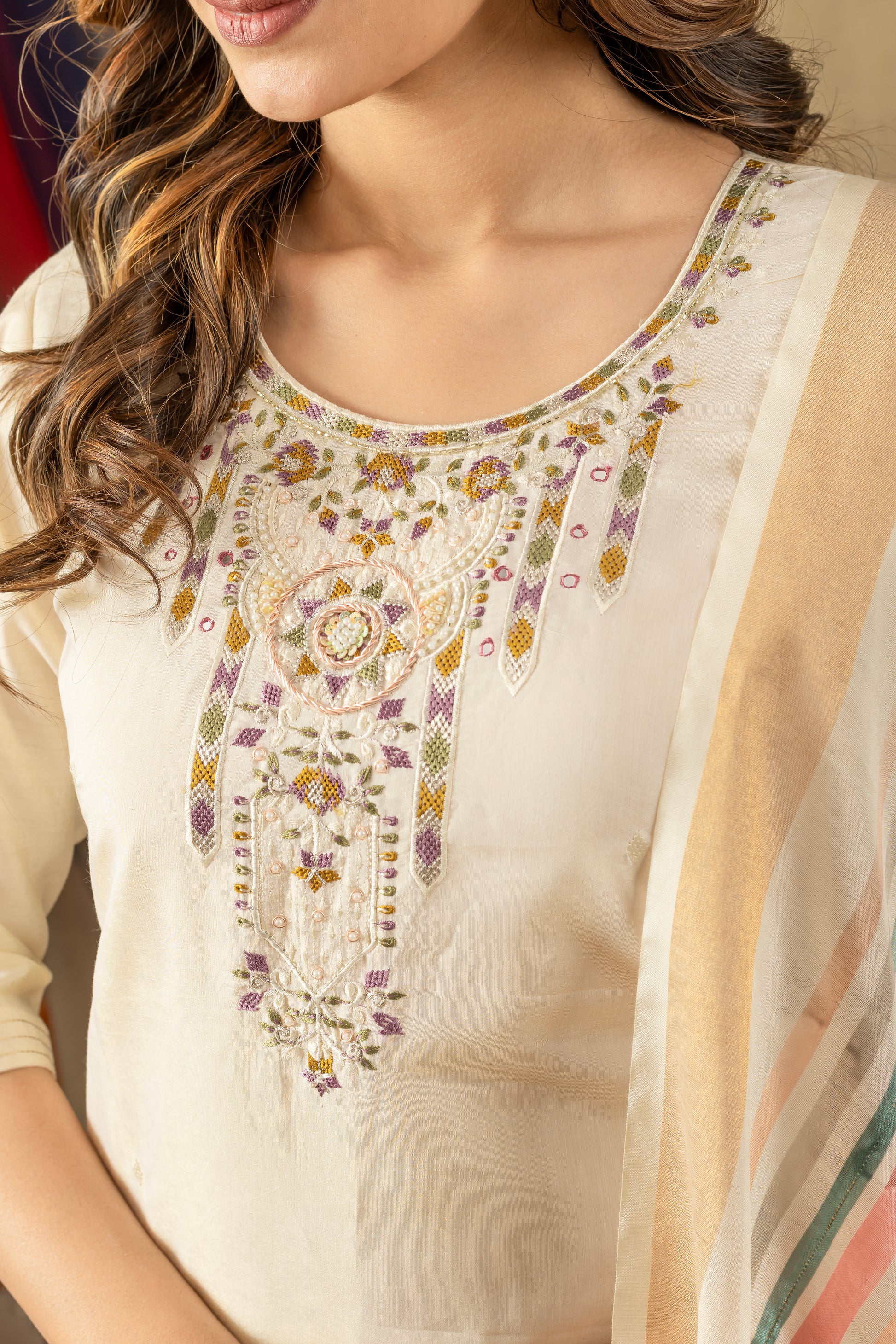 Off White Shimmer Gold Silk Kurti Set with Floral Muslin Dupatta – Kesarii Festive Ethnic Wear
