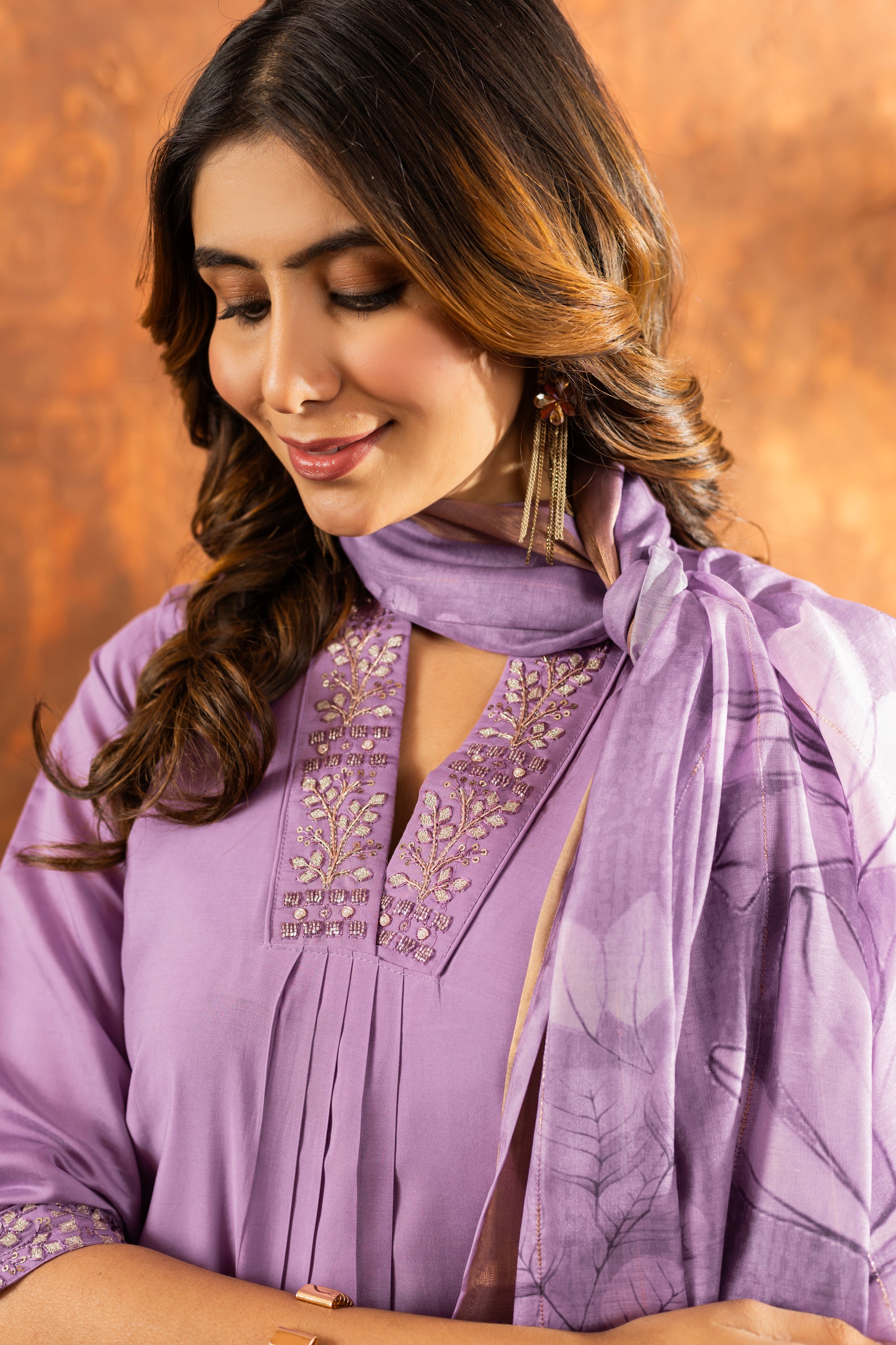 Lavender Roman Silk Kurti Set with Embroidered Neck & Floral Maslin Dupatta – Kesarii Elegant Ethnic Wear